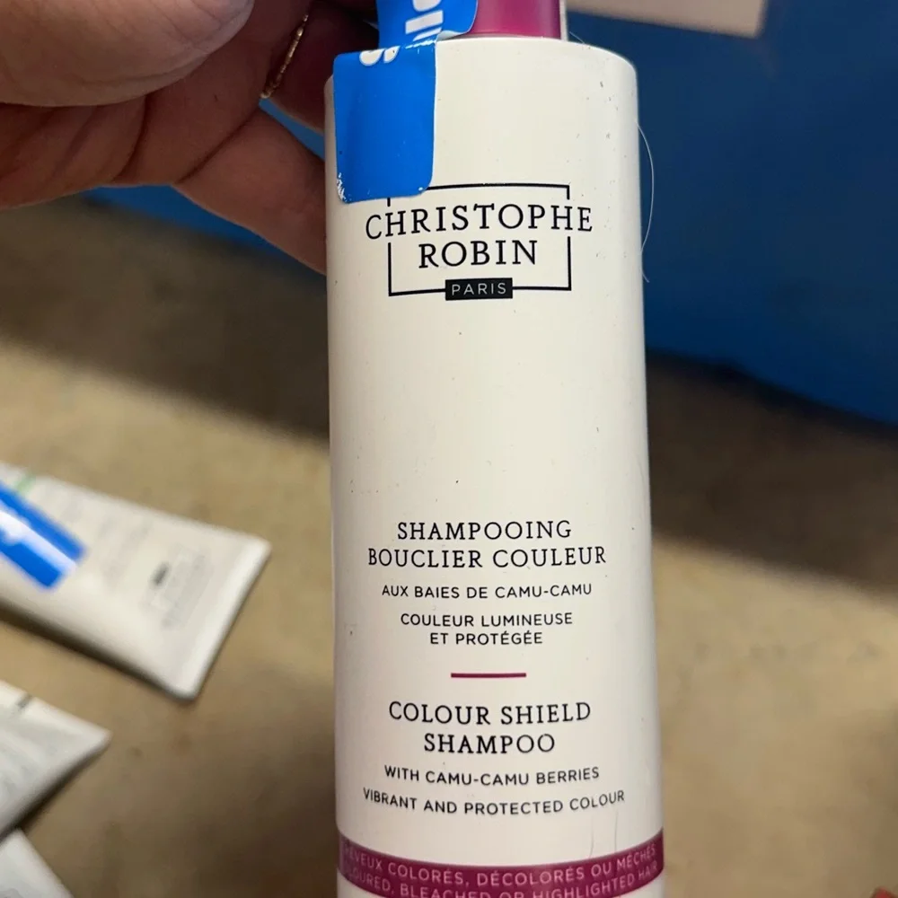 Christophe Robin COLOR SHIELD REGIMEN (WORTH $77) Shampoo & Conditioner Set - Picture 4 of 5